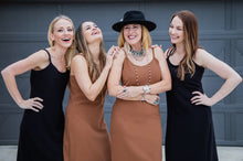 Load image into Gallery viewer, The Shelby Midi Dress