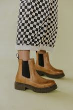 Load image into Gallery viewer, ROOLEE Flika Chelsea Boot
