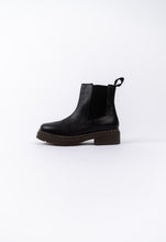 Load image into Gallery viewer, ROOLEE Flika Chelsea Boot
