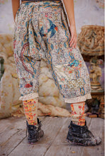 Load image into Gallery viewer, MP Applique Kiki Bloomers 223
