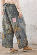 Load image into Gallery viewer, MP Linen Danie Blues Denims 652
