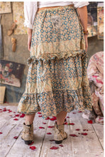 Load image into Gallery viewer, MP Pissarro Skirt 215
